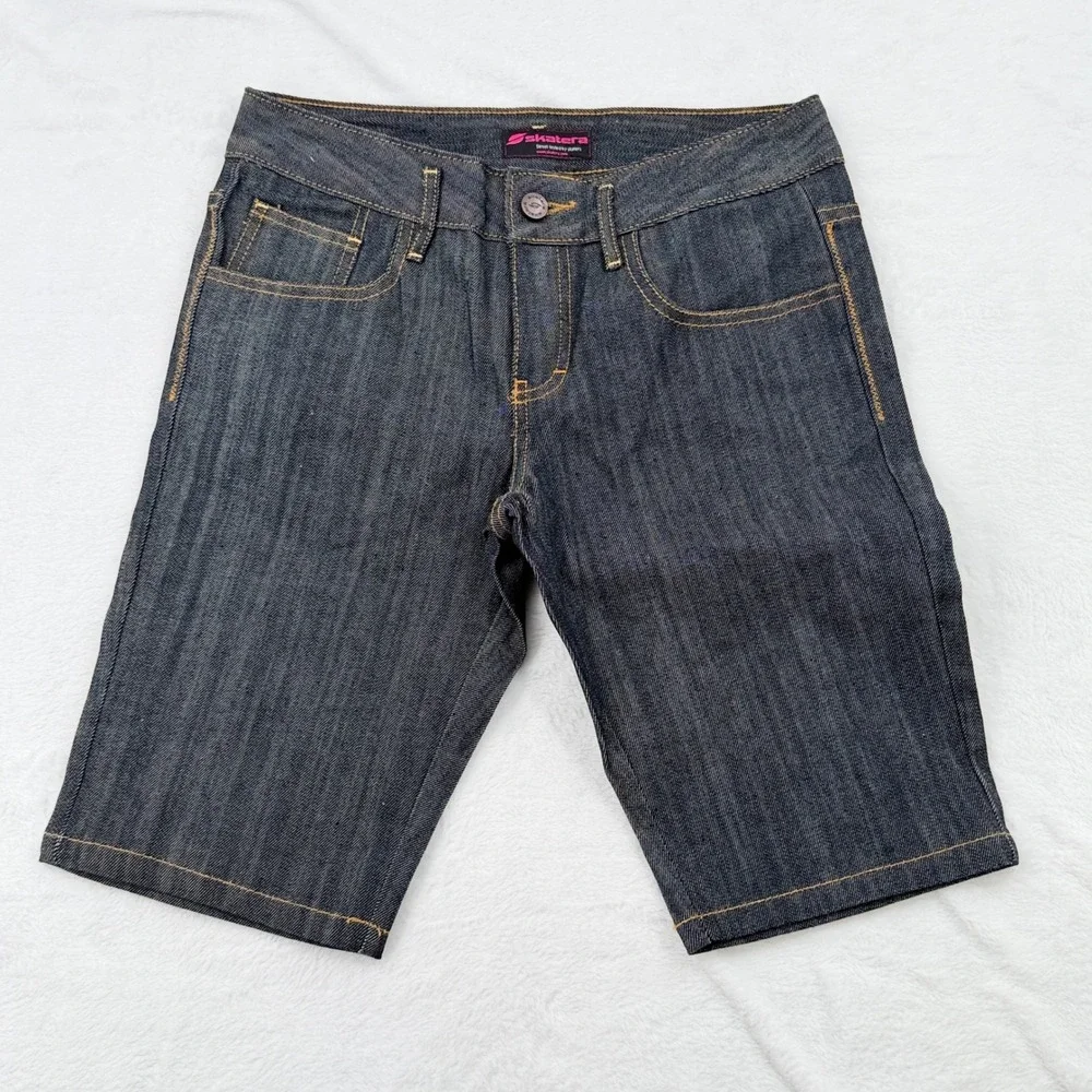 Vintage Y2K Skatera Denim Skate Shorts Womens Size 5 Jorts Dark Wash Bermuda